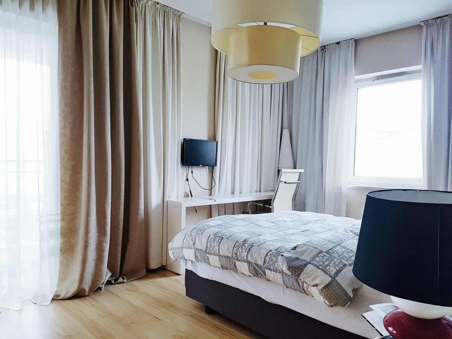 Warsaw King Size Apartment Екстер'єр фото